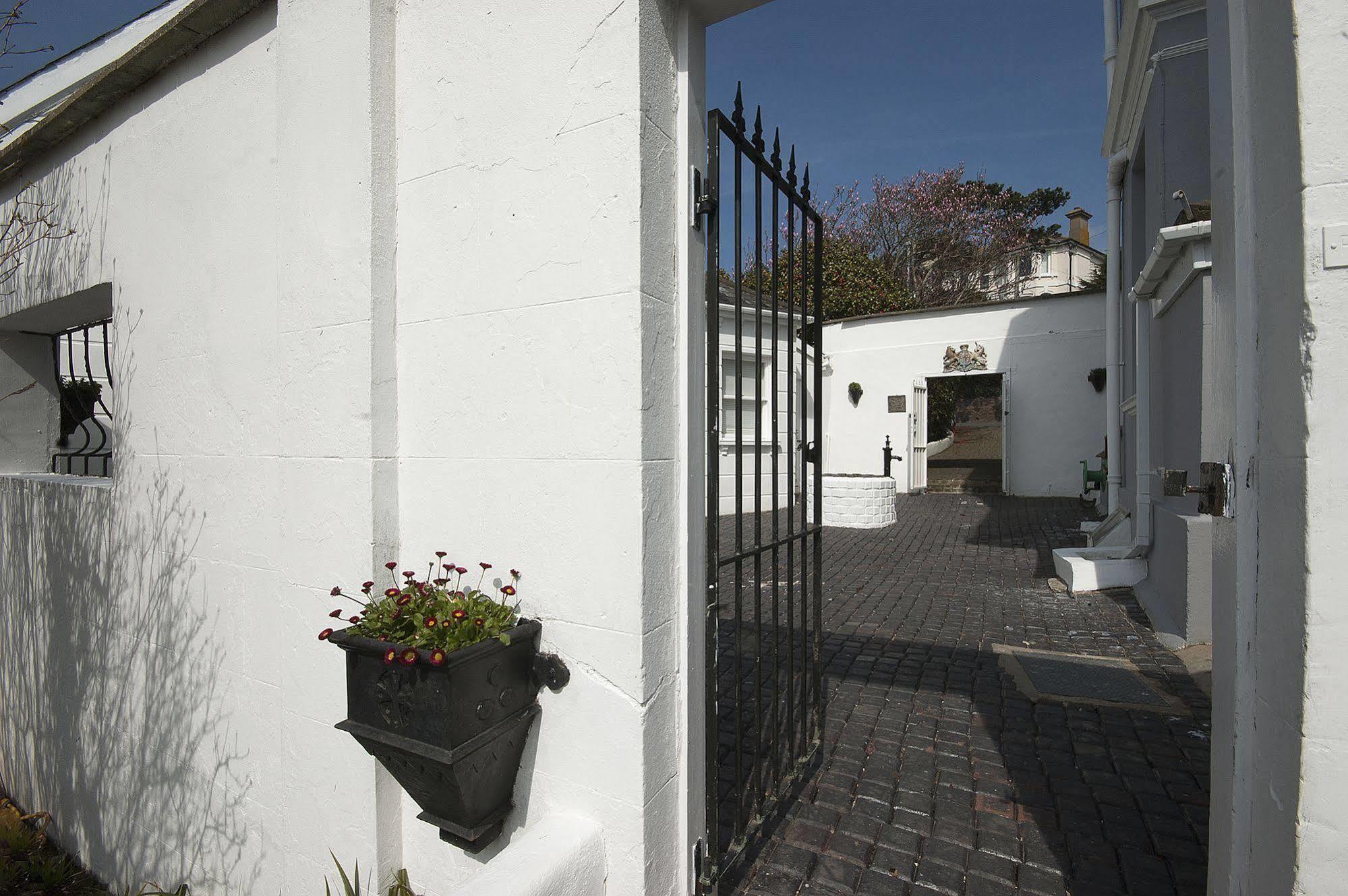 Hotel The White House à Hastings Extérieur photo